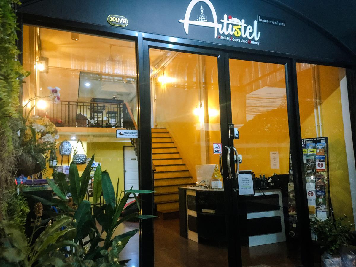 Artistel (Adults Only) Hostel Chiang Mai Buitenkant foto