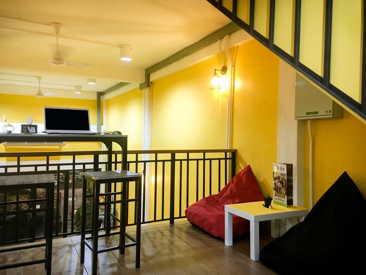 Artistel (Adults Only) Hostel Chiang Mai Buitenkant foto